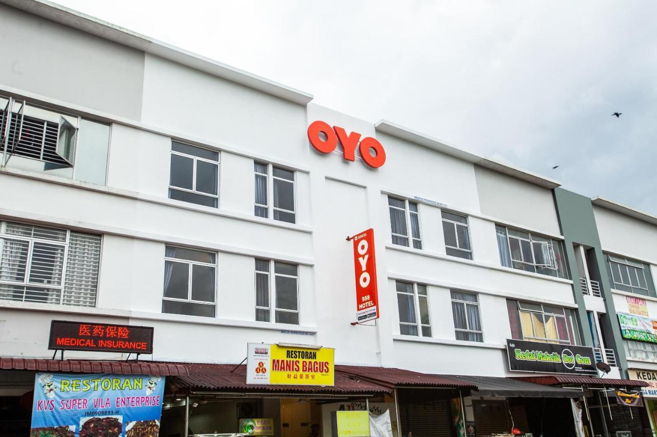 Oyo 89631 988 Hotel Johor Bahru Exterior foto